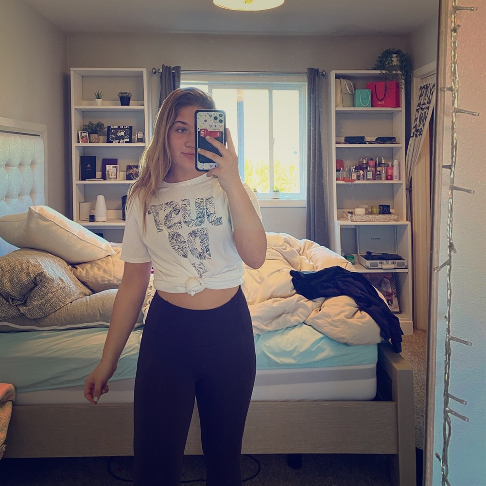 Lululemon cropped leggings